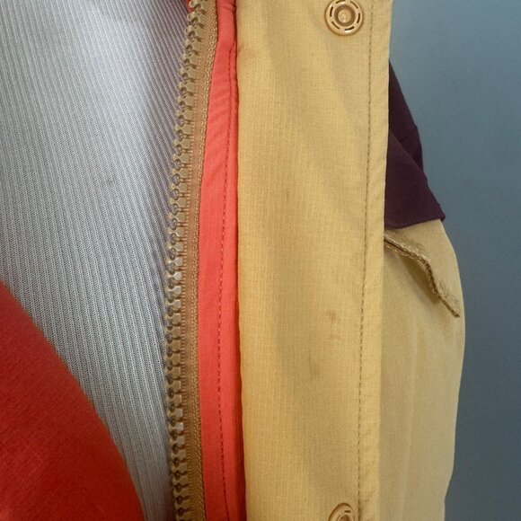 Fabletics Khloe Kardashian Women's The Heights Cargo Jacket Colorblock SIZE M - Picture 5 of 7